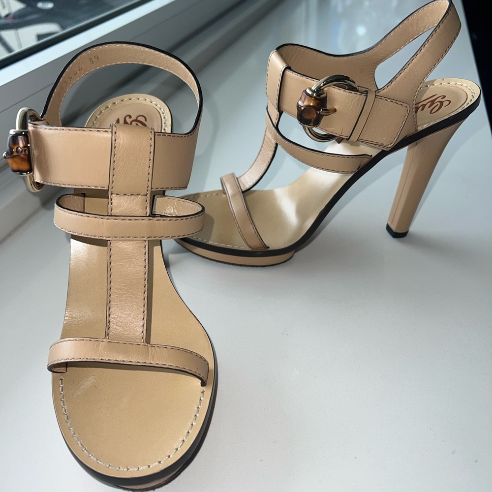 Gucci beige heels